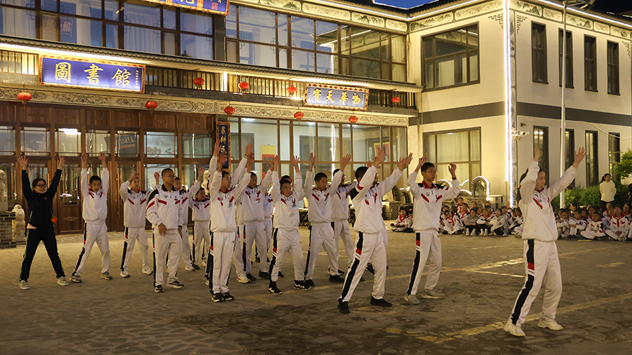 图片38.JPG
